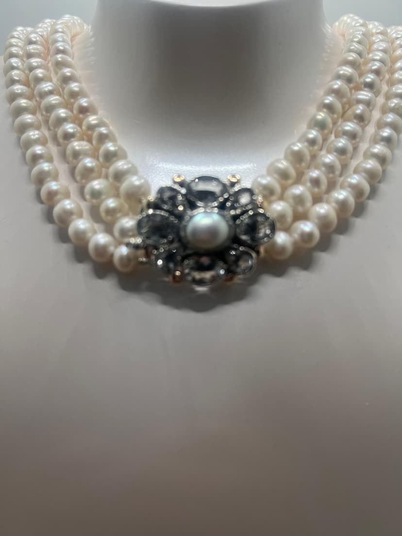Colar Pérolas Fecho c/ Pérola ao Centro, Cristais de Rocha e Granitos em Ouro