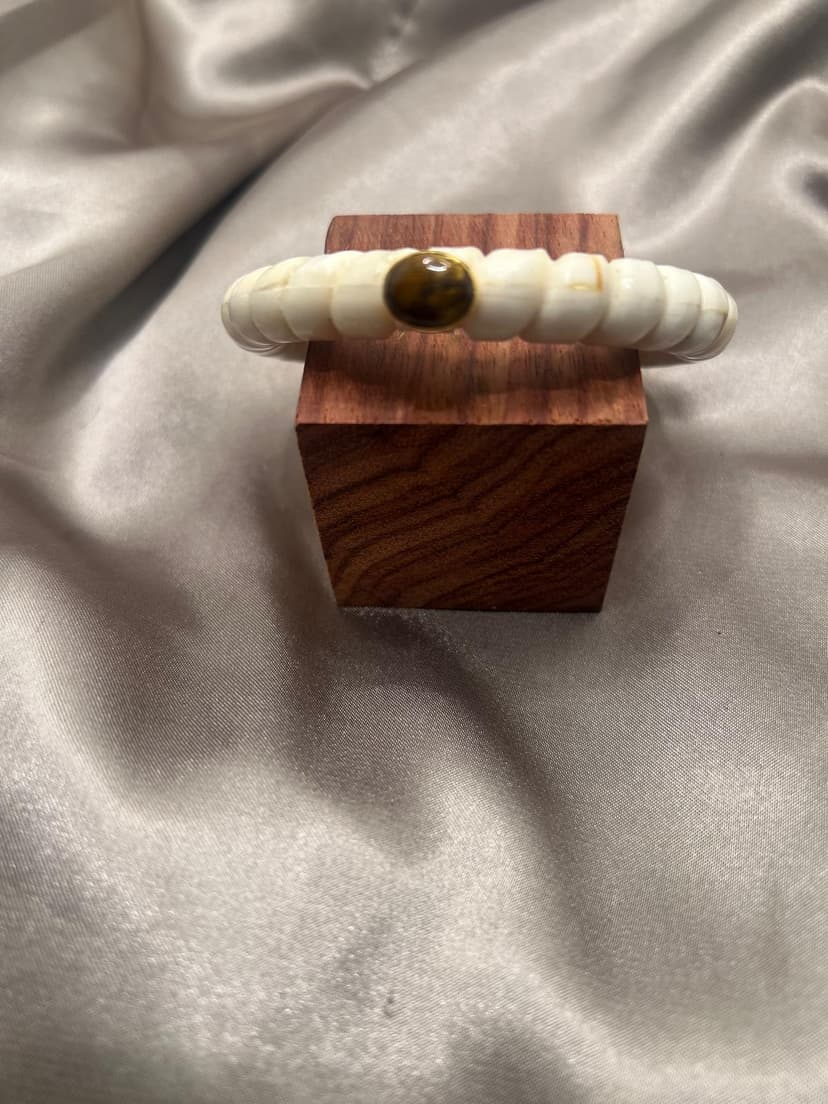 Pulseira em Osso e Prata c/ Olho de Tigre